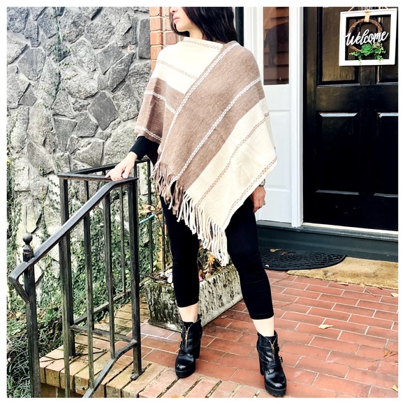 Sweaters - #15 CHIC KNIT BOHO FRINGED PONCHO